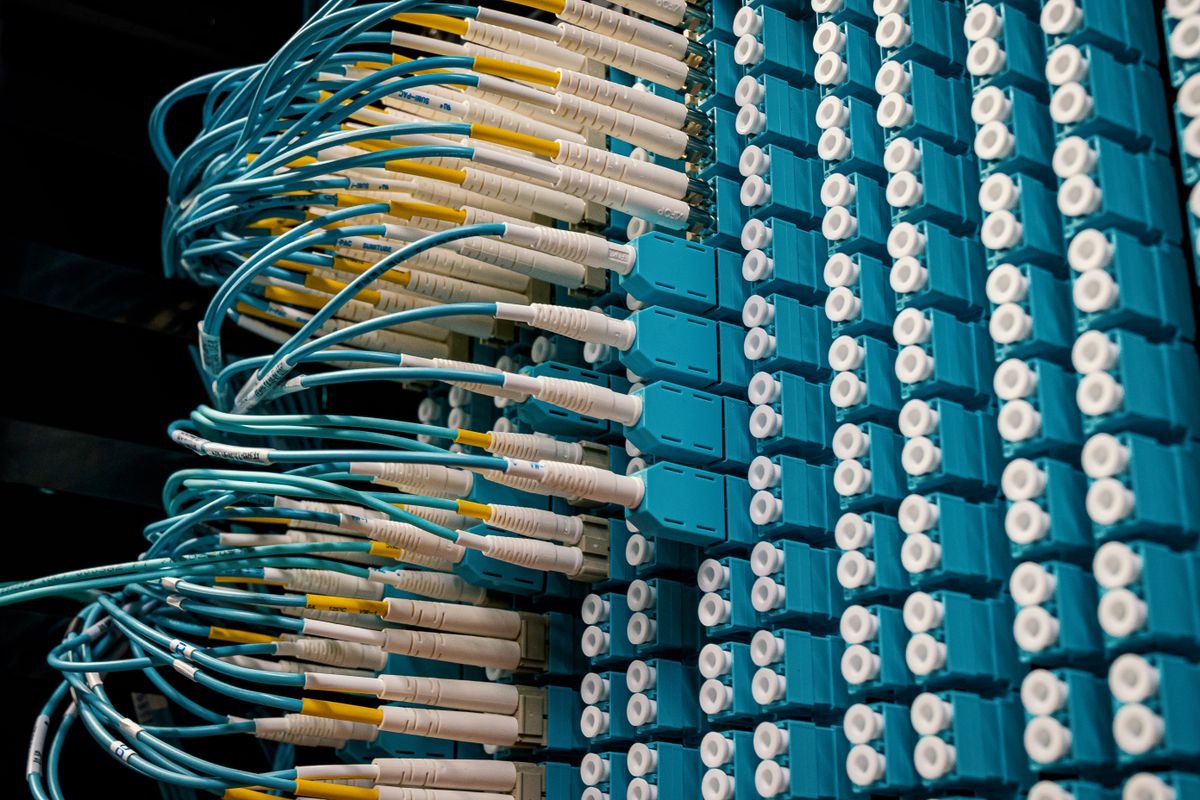 Télécommunications et réseaux — location financière